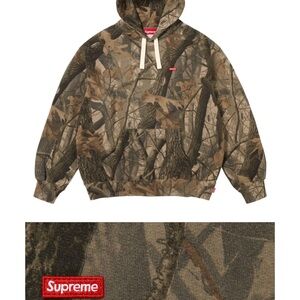 Supreme Small Box Logo Hooded Sweatshirt